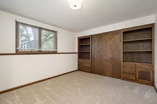 15208 Crown Dr, Minnetonka, MN 55345 - Photo 28