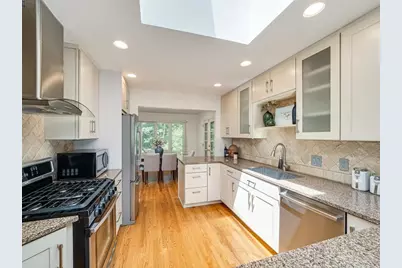 15208 Crown Drive, Minnetonka, MN 55345 - Photo 20