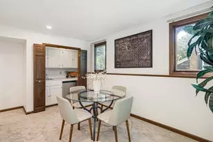 15208 Crown Dr, Minnetonka, MN 55345 - Photo 26