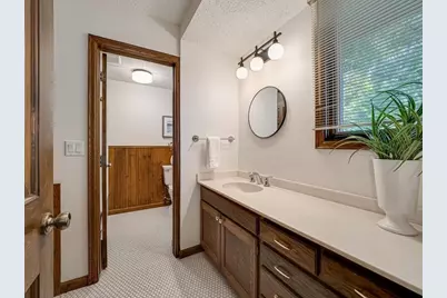 15208 Crown Drive, Minnetonka, MN 55345 - Photo 30