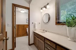 15208 Crown Dr, Minnetonka, MN 55345 - Photo 30