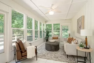 15208 Crown Dr, Minnetonka, MN 55345 - Photo 18