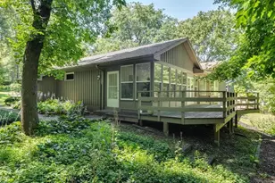 15208 Crown Dr, Minnetonka, MN 55345 - Photo 6