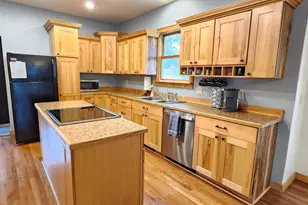351 Chatfield St, Winona, MN 55987 - Photo 2