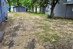 109 Main Street NW, Bethel, MN 55005 - Photo 4
