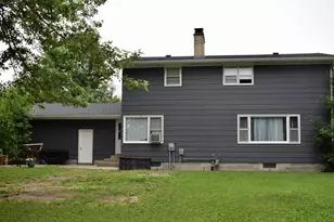 817 Alice Dr, Thief River Falls, MN 56701 - Photo 2