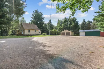 5212 185th Avenue NE, Wyoming, MN 55092 - Photo 2
