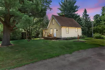 5212 185th Avenue NE, Wyoming, MN 55092 - Photo 1