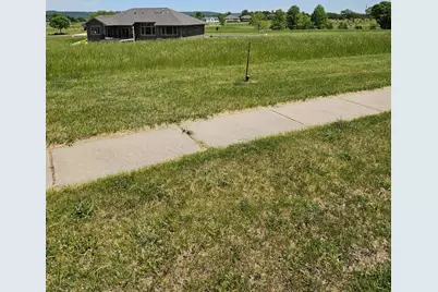 141 Hillwood Drive, Lake City, MN 55041 - Photo 2