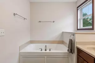 11207 Beechwood Ln, Woodbury, MN 55129 - Photo 26