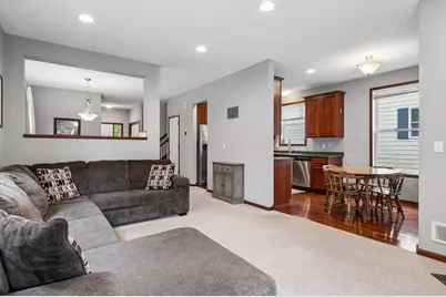 11207 Beechwood Lane, Woodbury, MN 55129 - Photo 10