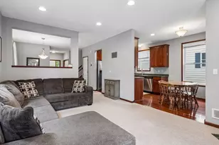 11207 Beechwood Ln, Woodbury, MN 55129 - Photo 10