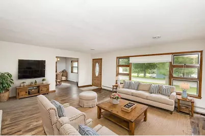 706 W Stanton Avenue, Fergus Falls, MN 56537 - Photo 6