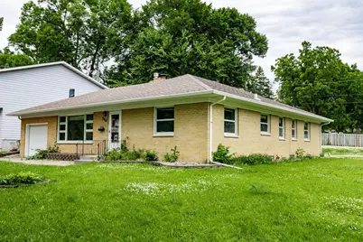 706 W Stanton Avenue, Fergus Falls, MN 56537 - Photo 4