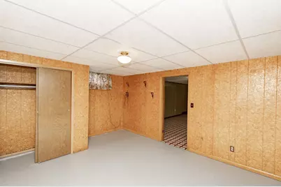 706 W Stanton Avenue, Fergus Falls, MN 56537 - Photo 30