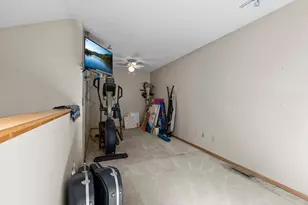 528 Queens Gate, New Brighton, MN 55112 - Photo 18