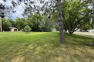 410 W 2nd Ave, Keewatin, MN 55753 - Photo 16