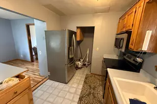 410 W 2nd Ave, Keewatin, MN 55753 - Photo 28