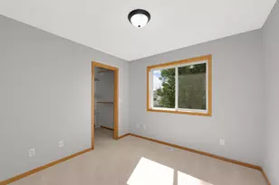 936 S Cedar St, Belle Plaine, MN 56011 - Photo 12