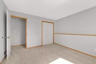 936 S Cedar St, Belle Plaine, MN 56011 - Photo 20
