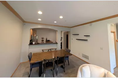8391 Townsend Drive, Eden Prairie, MN 55344 - Photo 6