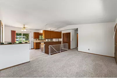 7817 67th Avenue N, Brooklyn Park, MN 55428 - Photo 6