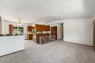 7817 67th Ave N, Brooklyn Park, MN 55428 - Photo 6
