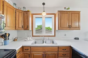 6636 Hidden Ln, South Haven, MN 55382 - Photo 6