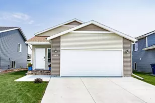 4418 19th St S, Moorhead, MN 56560 - Photo 2