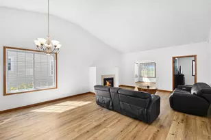 2853 35th St S, Moorhead, MN 56560 - Photo 10