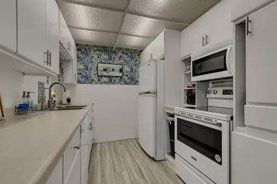 1340 9th Avenue S #201, Saint Cloud, MN 56301 - Photo 8