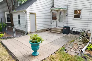 1047 Dayton Ave, Saint Paul, MN 55104 - Photo 42
