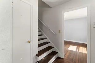 1047 Dayton Ave, Saint Paul, MN 55104 - Photo 18