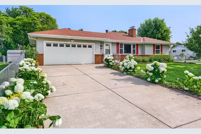 900 W 84th Street, Bloomington, MN 55420 - Photo 1