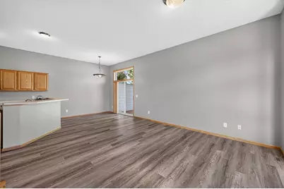 20053 Heritage Drive, Lakeville, MN 55044 - Photo 6