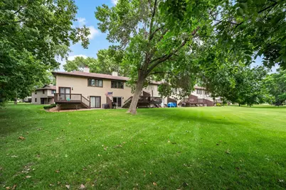 8723 Maplebrook Parkway N, Brooklyn Park, MN 55445 - Photo 32