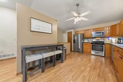 1965 3rd Avenue NE, Owatonna, MN 55060 - Photo 4