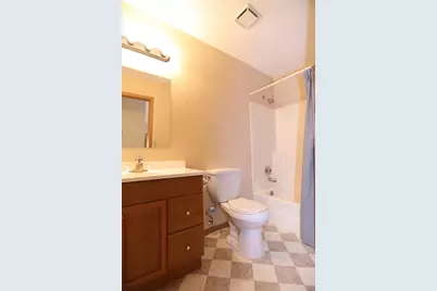 926 Wescott Trail #201, Eagan, MN 55123 - Photo 14