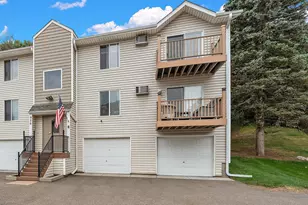 926 Wescott Trail, Eagan, MN 55123 - Photo 20
