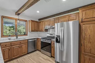 833 Tyrol Ln, Shakopee, MN 55379 - Photo 14