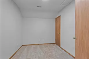 833 Tyrol Ln, Shakopee, MN 55379 - Photo 46