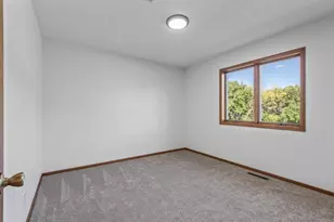833 Tyrol Ln, Shakopee, MN 55379 - Photo 26