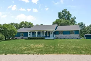 833 Tyrol Ln, Shakopee, MN 55379 - Photo 34