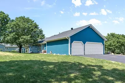 833 Tyrol Lane, Shakopee, MN 55379 - Photo 38