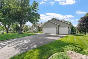 9148 211th St W, Lakeville, MN 55044 - Photo 4