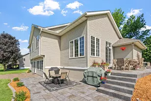9148 211th St W, Lakeville, MN 55044 - Photo 8