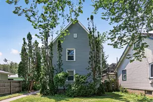 828 Englewood Ave, Saint Paul, MN 55104 - Photo 2