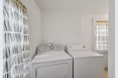 828 Englewood Avenue, Saint Paul, MN 55104 - Photo 26