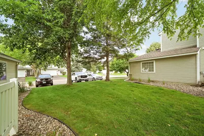 2723 Wagon Wheel Curve, Chaska, MN 55318 - Photo 16