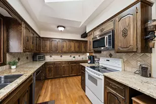 6223 Elm Ridge Cir, Corcoran, MN 55340 - Photo 8